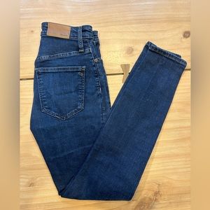 Madewell Curvy High-Rise Skinny jeans